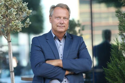 Prof. Dr. Andrej Vizjak ist der CFO der A-ROSA Gruppe.